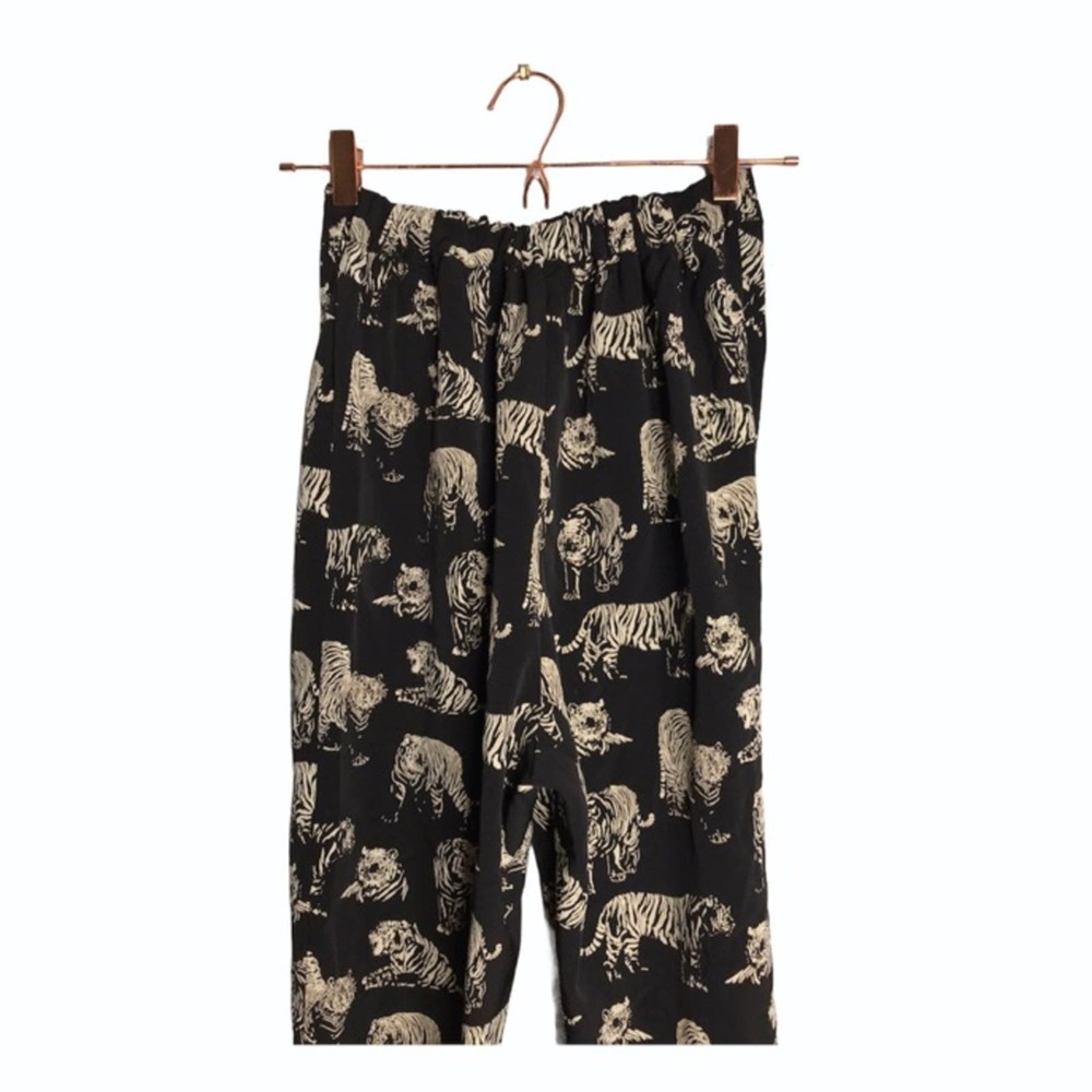 Forever 21 | High Rise Tiger Pattern Pants Black • - Picture 10 of 10